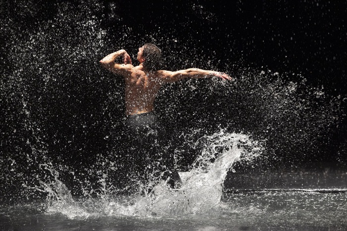 Tanztheater Wuppertal Pina Bausch - Vollmond