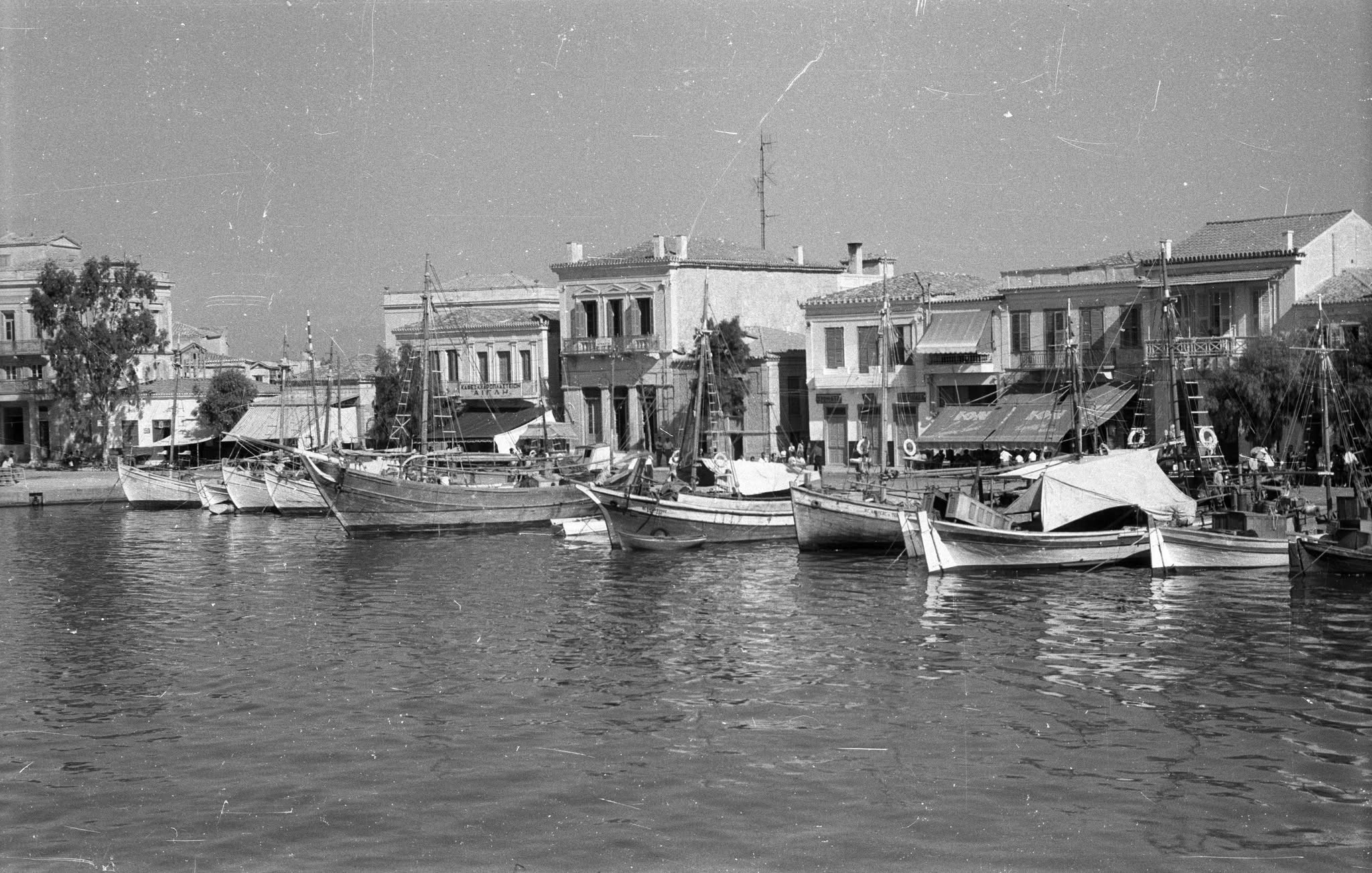 Hafen von Ägina im Jahr 1964