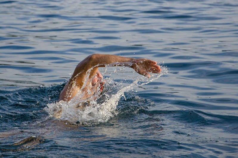 swimming-1.jpg
