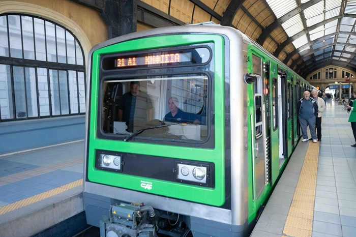 train_Line-1.jpg