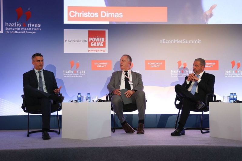 Verkehrsminister Christos Dimas (links) spricht auf dem Gipfel. Fotoquelle: Ministerium für Verkehr