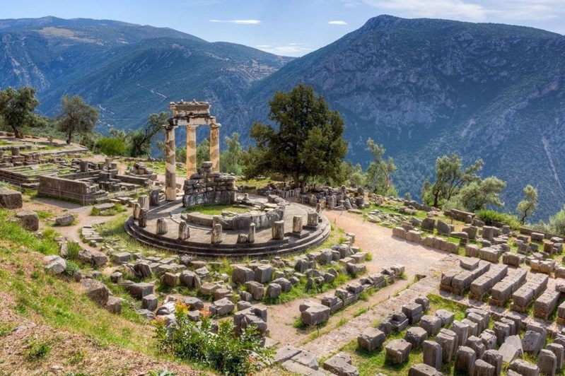 Delphi treibt Tourismus-Partnerschaft mit Leverkusen voran
