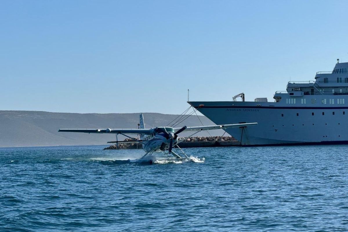 Der erste Testflug von Hellenic Seaplanes von Megara zum Hafen von Lavrio. Fotoquelle: Hellenische Wasserflugzeuge